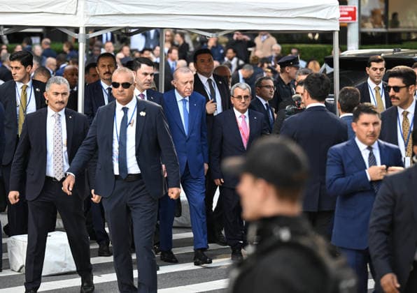 Turkish President Erdogan walks from Turkevi to UN Headquarters for UN Climate Summit NEW YORK, UNITED STATES - SEPTEMBER 23: Turkish President Recep Tayyip Erdogan walks from the Turkish House (Turkevi) to the UN Headquarters to attend the UN Climate Summit during the 81st United Nations General Assembly (UNGA) in New York, United States, on September 23, 2026. Mehmet Ali Ozcan Anadolu New York United States. Editorial use only. Please get in touch for any other usage.  Copyright: x2026xAnadoluxMehmetxAlixOzcanx