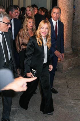 IPA88882622 - Milan, Milan Women™s Fashion Week Spring Summer 2027 - Women™s Fashion, Spring Summer 2027 - Gala Dinner hosted by the National Chamber of Italian Fashion - Arrivals Pictured: Giorgia Meloni  Copyright: xRiccardoxGIordanox xRiccardoxGiordano IPAx IPA88882622