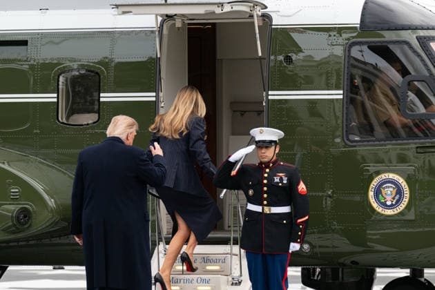 September 23, 2026, Washington, District Of Columbia, United States: President DONALD TRUMP and First Lady MELANIA TRUMP walk across the South Lawn toward Marine One before departing the White House for Joint Base Andrews, where the president is scheduled to greet Chinese President XI JINPING and Madame PENG LIYUAN upon their arrival for a state visit. Washington United States  - ZUMAk206 20260923_znp_k206_022 Copyright: xMattxKaminskyx
