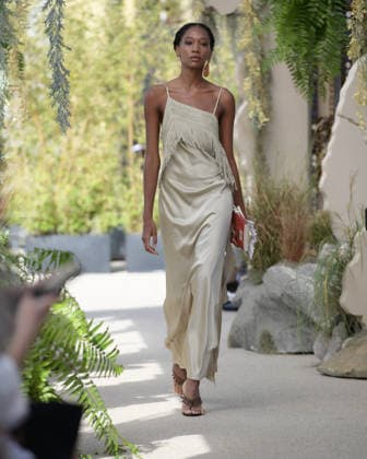 September 23, 2026, Milan, Lombardy, Italy: Models present the SARAWONG Spring Summer 2027 collection during Milan Fashion Week in Milan Italy on September 23 2026. The new collection was unveiled at 10 Corso Como during the official Milan Fashion Week Spring Summer 2027 calendar. Milan Italy  - ZUMAp285 20260923_zep_p285_025 Copyright: xGennaroxPiscopox