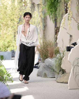 September 23, 2026, Milan, Lombardy, Italy: Models present the SARAWONG Spring Summer 2027 collection during Milan Fashion Week in Milan Italy on September 23 2026. The new collection was unveiled at 10 Corso Como during the official Milan Fashion Week Spring Summer 2027 calendar. Milan Italy  - ZUMAp285 20260923_zep_p285_045 Copyright: xGennaroxPiscopox