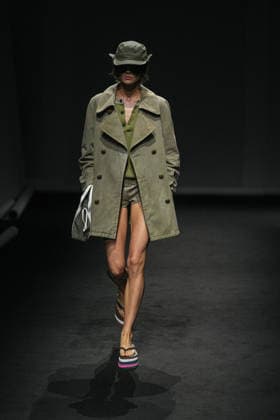 IPA88884830 - Milan, Milan Women™s Fashion Week Spring Summer 2027 - Women™s Fashion, Spring Summer 2027 - Maison Margiela fashion show - runway In the photo: models  Copyright: xRiccardoxGIordanox xRiccardoxGiordano IPAx IPA88884830