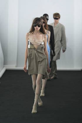 IPA88885012 - Milan, Milan Women™s Fashion Week Spring Summer 2027 - Women™s Fashion, Spring Summer 2027 - Maison Margiela fashion show - runway Pictured: models  Copyright: xRiccardoxGIordanox xRiccardoxGiordano IPAx IPA88885012