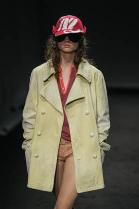 IPA88884863 - Milan, Milan Women™s Fashion Week Spring Summer 2027 - Women™s Fashion, Spring Summer 2027 - Maison Margiela fashion show - runway in the photo: models  Copyright: xRiccardoxGIordanox xRiccardoxGiordano IPAx IPA88884863
