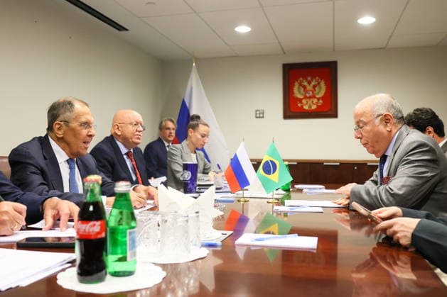 USA, NEW YORK CITY - SEPTEMBER 23, 2026: Sergei Lavrov (L), Russia s Foreign Minister, and his counterpart Mauro Vieira (R) of Brazil hold a meeting on the sidelines of the 2026 High-level Week during the 81st session of the UN General Assembly. Alexander Shcherbak TASS  98215057