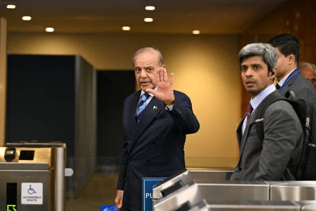 September 23, 2026, New York, New York, USA: Prime Minister Shehbaz Sharif of Pakistan departs during day 2 of the opening of the 81st Session of the United Nations General Assembly at United Nations Headquarters in New York, New York, USA on Wednesday, 23 September, 2026 New York USA - ZUMAs152 20260923_faa_s152_375 Copyright: xKylexMazzax-xPoolxviaxCNPx