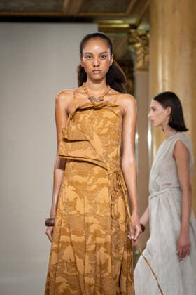 KEQIAO fashion show during the Milan Fashion Week - Womenswear Spring Summer 2027 in Milan, Italy, on 23 September 2026. A model walks the runway at KEQIAO fashion show during the Milan Fashion Week - Womenswear Spring Summer 2027 in Milan, Italy, on 23 September 2026., Credit:Stefano Costantino TTL Stefano Costantino Avalon Italy, Milan  Copyright: xStefanoxCostantinoxTTLx xStefanoxCostantinox xAvalonx 1137645704