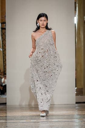 KEQIAO fashion show during the Milan Fashion Week - Womenswear Spring Summer 2027 in Milan, Italy, on 23 September 2026. A model walks the runway at KEQIAO fashion show during the Milan Fashion Week - Womenswear Spring Summer 2027 in Milan, Italy, on 23 September 2026., Credit:Stefano Costantino TTL Stefano Costantino Avalon Italy, Milan  Copyright: xStefanoxCostantinoxTTLx xStefanoxCostantinox xAvalonx 1137646097