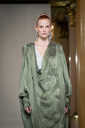 KEQIAO fashion show during the Milan Fashion Week - Womenswear Spring Summer 2027 in Milan, Italy, on 23 September 2026. A model walks the runway at KEQIAO fashion show during the Milan Fashion Week - Womenswear Spring Summer 2027 in Milan, Italy, on 23 September 2026., Credit:Stefano Costantino TTL Stefano Costantino Avalon Italy, Milan  Copyright: xStefanoxCostantinoxTTLx xStefanoxCostantinox xAvalonx 1137646463