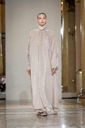 KEQIAO fashion show during the Milan Fashion Week - Womenswear Spring Summer 2027 in Milan, Italy, on 23 September 2026. A model walks the runway at KEQIAO fashion show during the Milan Fashion Week - Womenswear Spring Summer 2027 in Milan, Italy, on 23 September 2026., Credit:Stefano Costantino TTL Stefano Costantino Avalon Italy, Milan  Copyright: xStefanoxCostantinoxTTLx xStefanoxCostantinox xAvalonx 1137646534