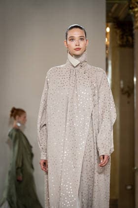 KEQIAO fashion show during the Milan Fashion Week - Womenswear Spring Summer 2027 in Milan, Italy, on 23 September 2026. A model walks the runway at KEQIAO fashion show during the Milan Fashion Week - Womenswear Spring Summer 2027 in Milan, Italy, on 23 September 2026., Credit:Stefano Costantino TTL Stefano Costantino Avalon Italy, Milan  Copyright: xStefanoxCostantinoxTTLx xStefanoxCostantinox xAvalonx 1137646545