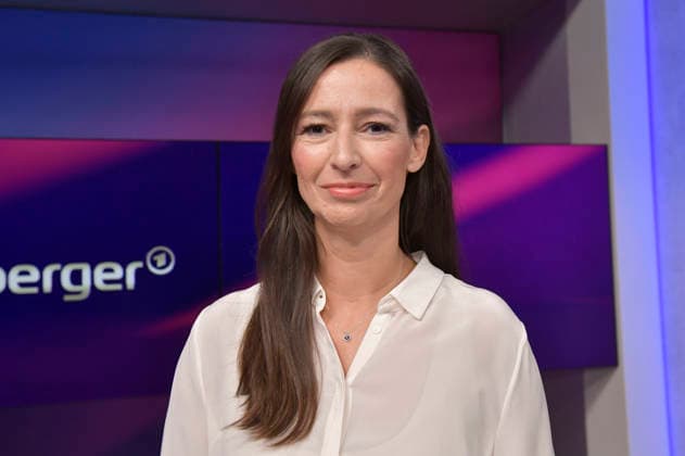 Pinar Atalay on the ARD talk show *maischberger* at the studio in Berlin-Adlershof, Berlin, September 23, 2026 Foto:xM.xBehrensx xFuturexImagex maischberger2309_6912