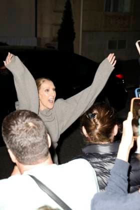 Celine Dion is back at the Royal Monceau Hotel in Paris after her concert at the Plénitude Arena in Paris La Défense on September 23, 2026. Christophe Aubert, Bestimage. Celine Dion is back at the Royal Monceau Hotel in Paris after her concert at the Plénitude Arena in Paris La Défense on September 23, 2026, Paris, France  Copyright: xChristophexAubertx xBestimagexChristophexAubertx xBestimagex