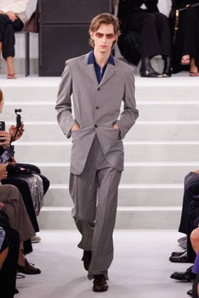 IPA88882337 - Milan, Milan Women™s Fashion Week Spring Summer 2027 - Women™s Fashion, Spring Summer 2027 - Jil Sander fashion show - pictured on the runway: Model.  Copyright: xCinziaxCamelax xx IPA88882337