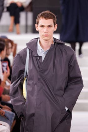 IPA88882545 - Milan, Milan Women™s Fashion Week Spring Summer 2027 - Women™s Fashion, Spring Summer 2027 - Jil Sander fashion show - pictured on the runway: Model.  Copyright: xCinziaxCamelax xx IPA88882545