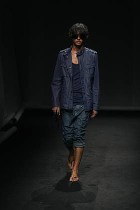 MFW - Maison Margiela Runway Models are pictured on the runway during the Maison Margiela Spring Summer 2027 fashion show at Milan Women s Fashion Week in Milan, Italy on September 23, 2026. Photo by Riccardo Giordano IPA Milan Italy  Copyright: xGiordanoxRiccardo IPA ABACAx