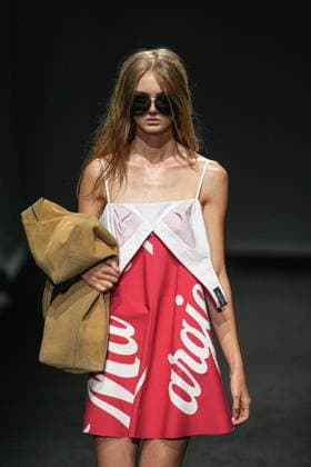 MFW - Maison Margiela Runway Models are pictured on the runway during the Maison Margiela Spring Summer 2027 fashion show at Milan Women s Fashion Week in Milan, Italy on September 23, 2026. Photo by Riccardo Giordano IPA ABACAPRESS.COM Milan Italy  Copyright: xGiordanoxRiccardo IPA ABACAx
