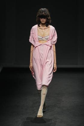 MFW - Maison Margiela Runway Models walk the runway during the Maison Margiela Spring Summer 2027 fashion show at Milan Women s Fashion Week in Milan, Italy on September 23, 2026. Photo by Riccardo Giordano IPA ABACAPRESS.COM Milan Italy  Copyright: xGiordanoxRiccardo IPA ABACAx