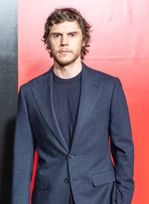 September 23, 2026, Bronx, New York, USA: Evan Peters attends premiere American Horror Story: 13 by FX Hulu at The Hotel Chelsea in New York, NY on September 23, 2026. Bronx USA  - ZUMAr339 20260923_znp_r339_157 Copyright: xLevxRadinx
