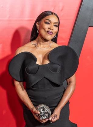 September 23, 2026, Bronx, New York, USA: Angela Bassett wearing dress by Falguni Shane Peacock attends premiere American Horror Story: 13 by FX Hulu at The Hotel Chelsea in New York, NY on September 23, 2026. Bronx USA  - ZUMAr339 20260923_znp_r339_180 Copyright: xLevxRadinx