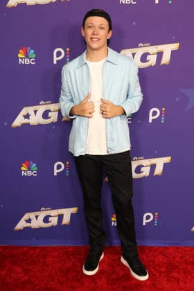 Arrivals for the America s Got Talent Season 21 final winner at Hotel Dena Pasadena Featuring: Geno Ploeger Where: Los Angeles, California, United States When: 24 Sep 2026 Credit: Faye s Vision Cover Images EDITORIAL USE ONLY. NOT FOR USE BY NEWSPAPERS BASED IN THE UK. Copyright: xx coverimg56050592