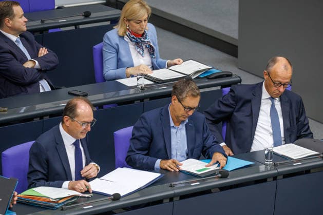 German Bundestag: Chancellor Friedrich Merz (CDU), Nina Warken (CDU), Federal Minister of Health, and Alexander Dobrindt (CSU), Federal Minister of the Interior, at the German Bundestag on September 24, 2026, in Berlin, Berlin, Germany, Bundestag