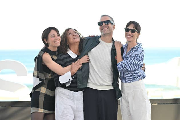 Presentation of the film *Sants* at the San Sebastián Film Festival Director Mikel Gurrea, and the actresses—Ariadna Gil, Victoria Luengo, and Eulàlia Ramon—during the presentation of the film *Sants* at the San Sebastián Film Festival, held at the Kursaal Conference Center on September 24, 2026, in San Sebastián, Guipúzcoa, Basque Country, Spain. The feature film, which follows Lali, a woman who returns to Barcelona to care for her terminally ill mother, is being screened in the Official Selection of the San Sebastián Film Festival, competing for the prestigious Golden Shell. September 24, 2026, Spain  Copyright: xArnaitzxRubiox 7795731