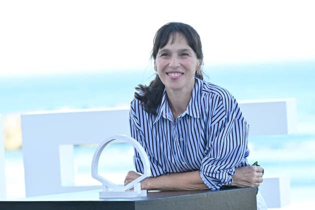 Presentation of the film *Sants* at the San Sebastián Film Festival Actress Ariadna Gil during the presentation of the film *Sants* at the San Sebastián Film Festival, at the Kursaal Conference Center, on September 24, 2026, in San Sebastián, Guipúzcoa, Basque Country, Spain. The feature film, which follows Lali, a woman who returns to Barcelona to care for her terminally ill mother, is being screened in the Official Selection of the San Sebastián Film Festival, competing for the prestigious Golden Shell. September 24, 2026, Spain  Copyright: xArnaitzxRubiox 7795765