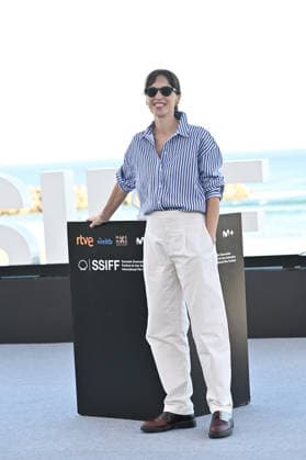 Presentation of the film *Sants* at the San Sebastián Film Festival Actress Ariadna Gil during the presentation of the film *Sants* at the San Sebastián Film Festival, at the Kursaal Conference Center, on September 24, 2026, in San Sebastián, Guipúzcoa, Basque Country, Spain. The feature film, which follows Lali, a woman who returns to Barcelona to care for her terminally ill mother, is being screened in the Official Selection of the San Sebastián Film Festival, competing for the prestigious Golden Shell. September 24, 2026, Spain  Copyright: xArnaitzxRubiox 7795766
