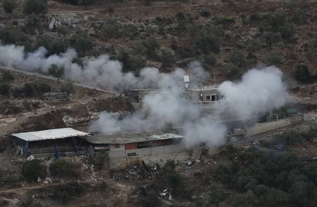 Israeli forces blow up Palestinian prisoner™s home near Nablus BEIT IMRIN, NABLUS, OCCUPIED WEST BANK, SEPTEMBER 24, 2026: Smoke rises after Israeli forces blew up the family home of Palestinian prisoner Dawas Hassoun in the village of Beit Imrin, northwest of Nablus. Israeli authorities accuse Hassoun, who has been detained since March, of carrying out a vehicle-ramming attack on March 21 that killed Israeli settler Yehuda Sherman. Residents were ordered to evacuate the house before the demolition, which also caused damage to neighboring property, according to local sources. NABLUS Palestine, State of Copyright: x xNedalxShtiehx xJNAxPressx