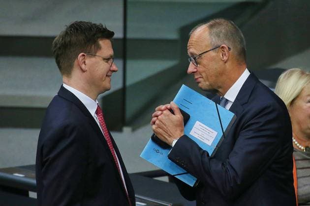 Berlin, Germany, September 24, 2026 German Bundestag 96th Session of the Bundestag Johannes Steiniger (CDU) and Federal Chancellor Friedrich Merz (CDU) Copyright: xdtsxNachrichtenagenturx dts_136273