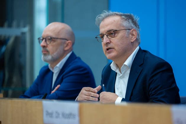 Joint Economic Forecast, Fall 2026, by the German Economic Research Institutes, Berlin, September 24, 2026; Prof. Dr. Torsten Schmidt, RWI Leibniz Institute for Economic Research e.V. The Joint Economic Forecast analyzes and forecasts the economic situation in Germany