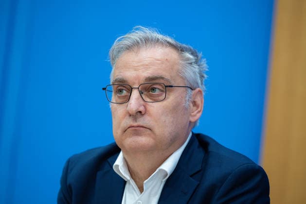 Joint Economic Forecast, Fall 2026, by the German Economic Research Institutes, Berlin, September 24, 2026; Prof. Dr. Torsten Schmidt, RWI Leibniz Institute for Economic Research e.V. The Joint Economic Forecast analyzes and forecasts the economic situation in Germany