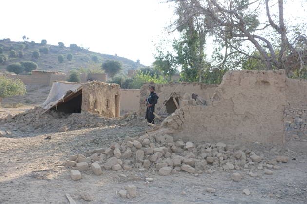 4 killed in Afghanistan in Pakistani airstrikes after Afghan drone incursions KANDAHAR, AFGHANISTAN - SEPTEMBER 24: Security forces stand guard after four people were killed in fresh airstrikes by Pakistan inside three provinces of Afghanistan, Kandahar, Paktia, and Khost provinces on September 24, 2026. Stringer Anadolu Kandahar Afghanistan. Editorial use only. Please get in touch for any other usage.  Copyright: x2026xAnadoluxStringerx