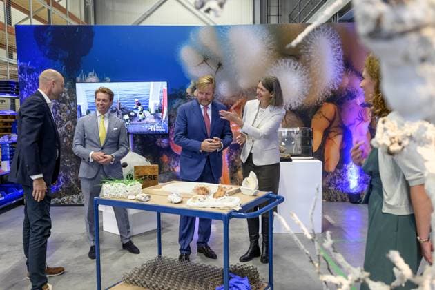 Ijmuiden, The Netherlands, 2026-09-24 10:42:33 IJMUIDEN, 14-02-2026, Ecowende King Willem Alexander pays a working visit to De Rijke Noordzee and the onshore service base of Ecowende in IJmuiden. The visit focuses on the energy transition, nature restoration, and food supply in the North Sea. PHOTO: NLBeeld Patrick van Emst Credit: NL Beeld Patrick van Emst  Copyright: xx x