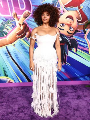 Los Angeles Premiere Of DreamWorks Animation s And Universal Pictures Forgotten Island LOS ANGELES, CALIFORNIA, USA - SEPTEMBER 23: H.E.R. (Gabriella Sarmiento Wilson) wearing Mark Bumgarner, styled by Britt Mccamey arrives at the Los Angeles Premiere Of DreamWorks Animation s And Universal Pictures Forgotten Island held at the Lucas Museum of Narrative Art on September 23, 2026 in Los Angeles, California, United States. Los Angeles Lucas Museum of Narrative Art California United States Copyright: xXavierxCollin ImagexPressxAgencyx