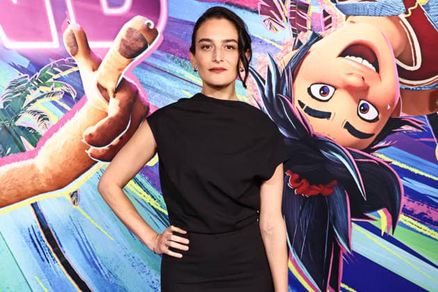 Los Angeles Premiere Of DreamWorks Animation s And Universal Pictures Forgotten Island LOS ANGELES, CALIFORNIA, USA - SEPTEMBER 23: Jenny Slate arrives at the Los Angeles Premiere Of DreamWorks Animation s And Universal Pictures Forgotten Island held at the Lucas Museum of Narrative Art on September 23, 2026 in Los Angeles, California, United States. Los Angeles Lucas Museum of Narrative Art California United States Copyright: xXavierxCollin ImagexPressxAgencyx