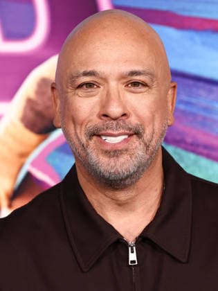 Los Angeles Premiere Of DreamWorks Animation s And Universal Pictures Forgotten Island LOS ANGELES, CALIFORNIA, USA - SEPTEMBER 23: Jo Koy arrives at the Los Angeles Premiere Of DreamWorks Animation s And Universal Pictures Forgotten Island held at the Lucas Museum of Narrative Art on September 23, 2026 in Los Angeles, California, United States. Los Angeles Lucas Museum of Narrative Art California United States Copyright: xXavierxCollin ImagexPressxAgencyx