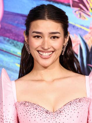 Los Angeles Premiere Of DreamWorks Animation s And Universal Pictures Forgotten Island LOS ANGELES, CALIFORNIA, USA - SEPTEMBER 23: Liza Soberano wearing Mark Bumgarner, styled by Katie Qian arrives at the Los Angeles Premiere Of DreamWorks Animation s And Universal Pictures Forgotten Island held at the Lucas Museum of Narrative Art on September 23, 2026 in Los Angeles, California, United States. Los Angeles Lucas Museum of Narrative Art California United States Copyright: xXavierxCollin ImagexPressxAgencyx