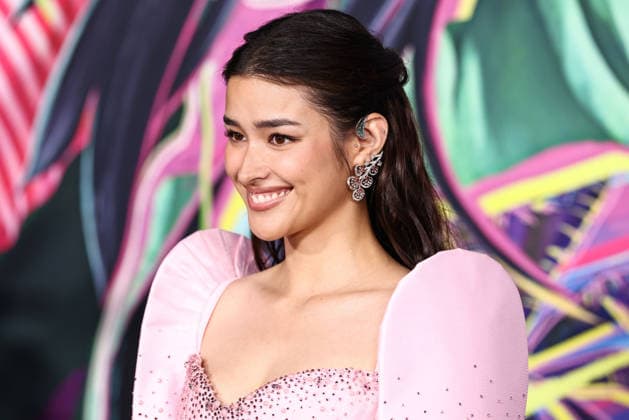 Los Angeles Premiere Of DreamWorks Animation s And Universal Pictures Forgotten Island LOS ANGELES, CALIFORNIA, USA - SEPTEMBER 23: Liza Soberano wearing Mark Bumgarner, styled by Katie Qian arrives at the Los Angeles Premiere Of DreamWorks Animation s And Universal Pictures Forgotten Island held at the Lucas Museum of Narrative Art on September 23, 2026 in Los Angeles, California, United States. Los Angeles Lucas Museum of Narrative Art California United States Copyright: xXavierxCollin ImagexPressxAgencyx