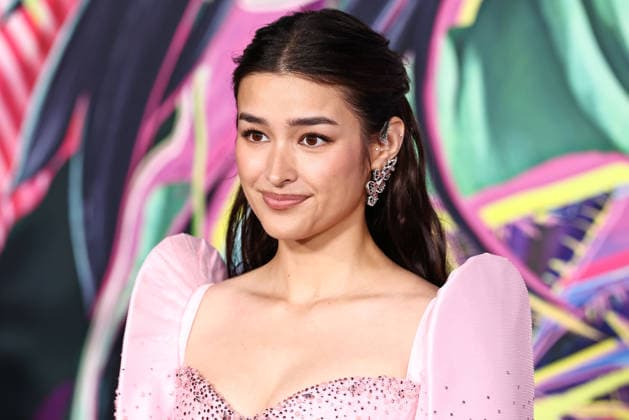 Los Angeles Premiere Of DreamWorks Animation s And Universal Pictures Forgotten Island LOS ANGELES, CALIFORNIA, USA - SEPTEMBER 23: Liza Soberano wearing Mark Bumgarner, styled by Katie Qian arrives at the Los Angeles Premiere Of DreamWorks Animation s And Universal Pictures Forgotten Island held at the Lucas Museum of Narrative Art on September 23, 2026 in Los Angeles, California, United States. Los Angeles Lucas Museum of Narrative Art California United States Copyright: xXavierxCollin ImagexPressxAgencyx
