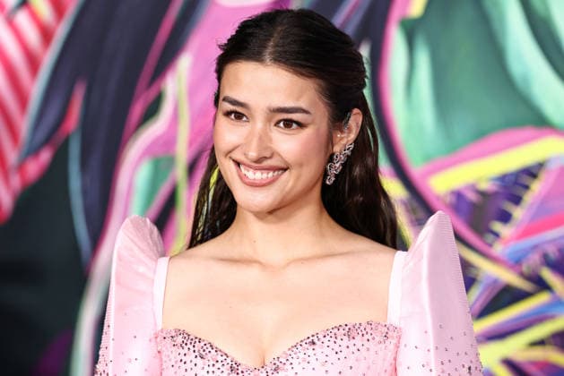 Los Angeles Premiere Of DreamWorks Animation s And Universal Pictures Forgotten Island LOS ANGELES, CALIFORNIA, USA - SEPTEMBER 23: Liza Soberano wearing Mark Bumgarner, styled by Katie Qian arrives at the Los Angeles Premiere Of DreamWorks Animation s And Universal Pictures Forgotten Island held at the Lucas Museum of Narrative Art on September 23, 2026 in Los Angeles, California, United States. Los Angeles Lucas Museum of Narrative Art California United States Copyright: xXavierxCollin ImagexPressxAgencyx
