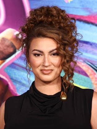 Los Angeles Premiere Of DreamWorks Animation s And Universal Pictures Forgotten Island LOS ANGELES, CALIFORNIA, USA - SEPTEMBER 23: Tori Kelly arrives at the Los Angeles Premiere Of DreamWorks Animation s And Universal Pictures Forgotten Island held at the Lucas Museum of Narrative Art on September 23, 2026 in Los Angeles, California, United States. Los Angeles Lucas Museum of Narrative Art California United States Copyright: xXavierxCollin ImagexPressxAgencyx