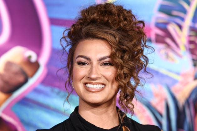 Los Angeles Premiere Of DreamWorks Animation s And Universal Pictures Forgotten Island LOS ANGELES, CALIFORNIA, USA - SEPTEMBER 23: Tori Kelly arrives at the Los Angeles Premiere Of DreamWorks Animation s And Universal Pictures Forgotten Island held at the Lucas Museum of Narrative Art on September 23, 2026 in Los Angeles, California, United States. Los Angeles Lucas Museum of Narrative Art California United States Copyright: xXavierxCollin ImagexPressxAgencyx