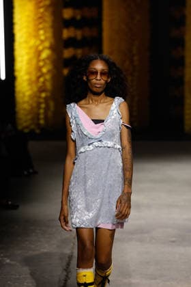 Onitsuka Tiger Spring Summer 2027 Ready-to-Wear Collection fashion show during Milan Fashion Week (MLFW) on September 23, 2026 Onitsuka Tiger Spring Summer 2027 Ready-to-Wear Collection fashion show during Milan Fashion Week (MLFW) on September 23, 2026 Milan, Italy  Copyright: xAgencex xBestimagexAgencex xBestimagex