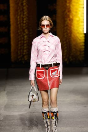 Onitsuka Tiger Spring Summer 2027 Ready-to-Wear Collection fashion show during Milan Fashion Week (MLFW) on September 23, 2026 Onitsuka Tiger Spring Summer 2027 Ready-to-Wear Collection fashion show during Milan Fashion Week (MLFW) on September 23, 2026 Milan, Italy  Copyright: xAgencex xBestimagexAgencex xBestimagex