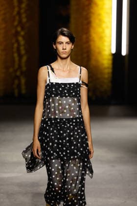 Onitsuka Tiger Spring Summer 2027 Ready-to-Wear Collection fashion show during Milan Fashion Week (MLFW) on September 23, 2026 Onitsuka Tiger Spring Summer 2027 Ready-to-Wear Collection fashion show during Milan Fashion Week (MLFW) on September 23, 2026 Milan, Italy  Copyright: xAgencex xBestimagexAgencex xBestimagex