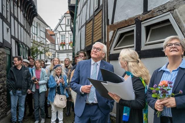 Federal President Frank Walter Steinmeier is relocating his official residence to Hattingen for three days ** FOR EDITORIAL USE ONLY ** EDITORIAL USE ONLY ** p Federal President Frank Walter Steinmeier is relocating his official residence to North Rhine-Westphalia for t Copyright: KaixKitschenberg doc87qne2ybjyujk8djhv0 ,EDITORIAL USE ONLY Copyright: KaixKitschenberg