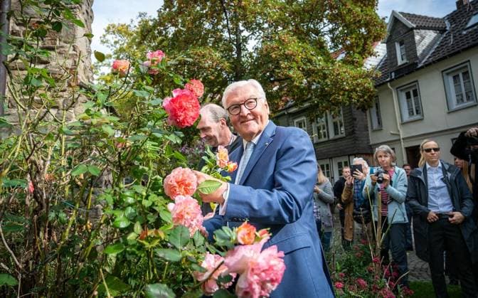 Federal President Frank Walter Steinmeier is relocating his official residence to Hattingen for three days ** FOR EDITORIAL USE ONLY ** EDITORIAL USE ONLY ** p Federal President Frank Walter Steinmeier is relocating his official residence to North Rhine-Westphalia for t Copyright: KaixKitschenberg doc87qnd6ijky9egzk71r5y ,EDITORIAL USE ONLY Copyright: KaixKitschenberg