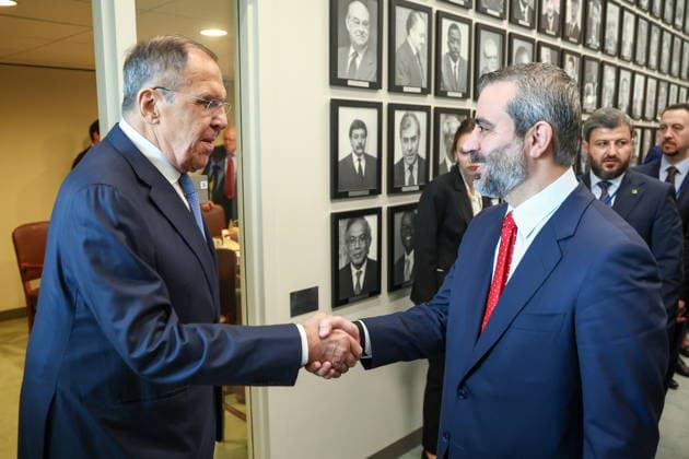 USA, NEW YORK CITY - SEPTEMBER 23, 2026: Sergei Lavrov (L), Russia s Foreign Minister, and his counterpart Asaad al-Shaibani of Syria shake hands during a meeting on the sidelines of the 2026 High-level Week as part of the 81st session of the UN General Assembly. Russian Foreign Ministry TASS  98233340